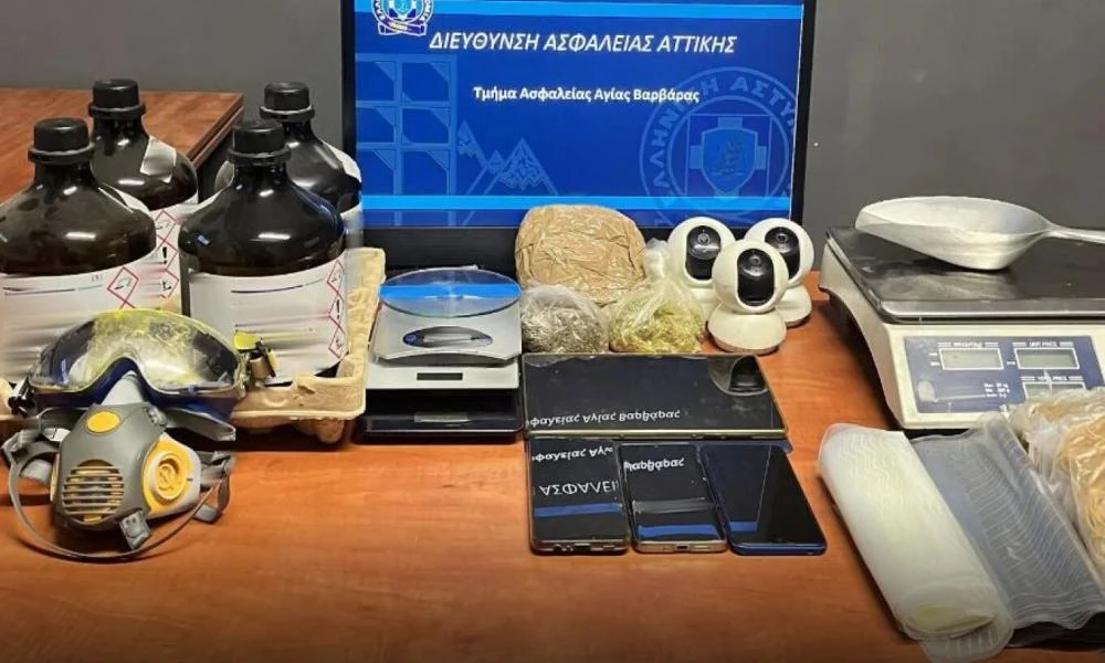 Χαϊδάρι: Στα "πράσα" σπείρα - Διακινούσε από δωμάτιο ξενοδοχείου προϊόντα κάνναβης